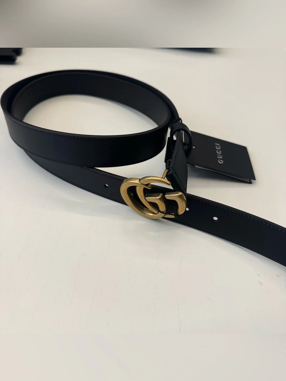 Men’s Gucci Black Leather Belt with Antique Gold Double G Buckle